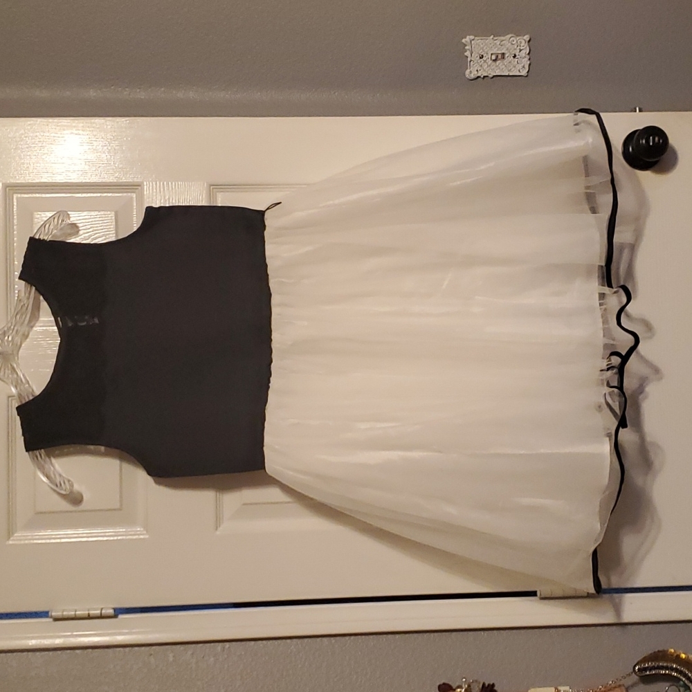 Dress cherokee xl / teen dress.